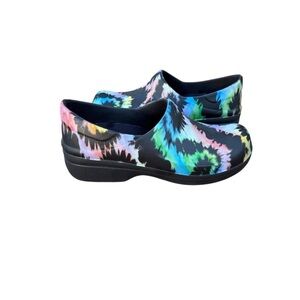 CROCS Neria Pro II Tie Dye Clogs Size 9
